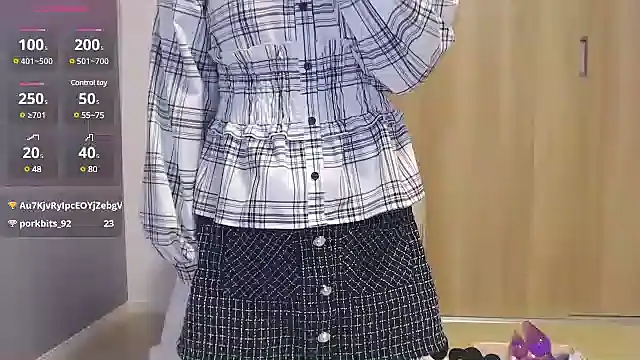 Snapshot of IORio2 chatting on 01/30/25, 08:21 IORio2 online show from 01/30/25, 08:21