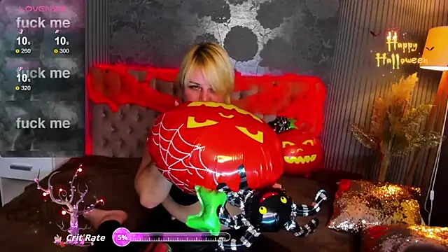 Snapshot of CurlyDreams chatting on 10/25/25, 05:15 CurlyDreams online show from 10/25/25, 05:15