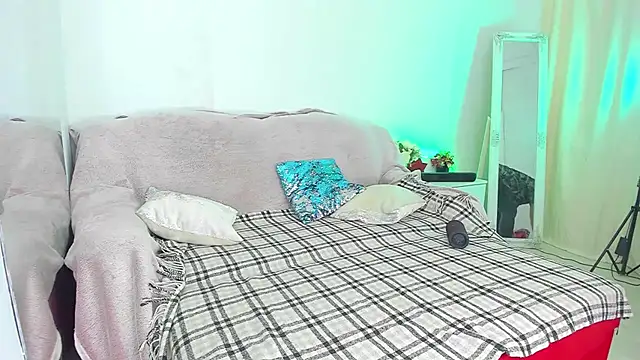 CurlyDreams online show from 07/10/26, 12:41