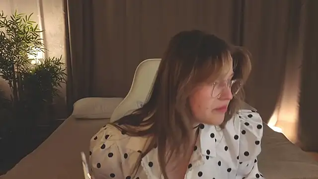 Colleen Blake online show from 03/27/26, 04:51