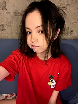 Snapshot of lalallalalaa- chatting on 09/20/25, 02:07 lalallalalaa- online show from 09/20/25, 02:07