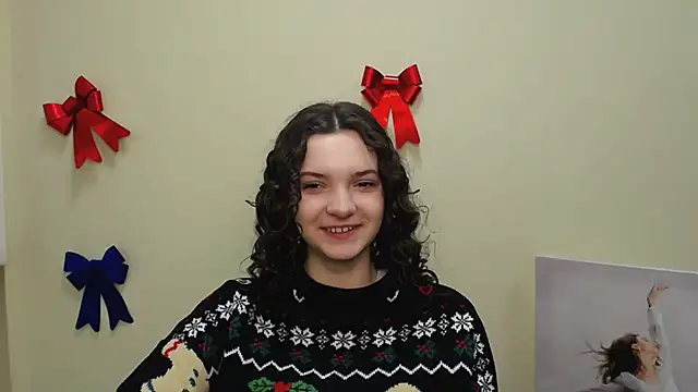  SusieSu  online show from 01/08/25, 07:13