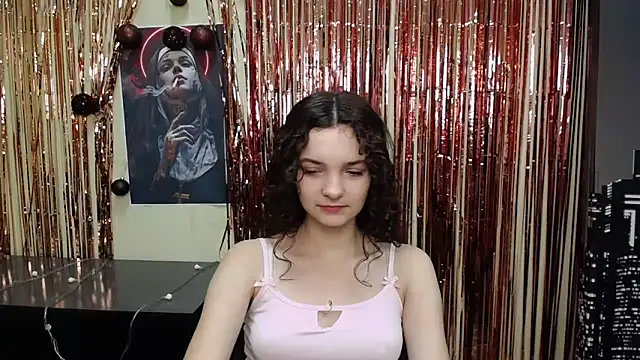  SusieSu  online show from 01/09/25, 07:21