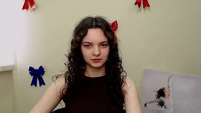  SusieSu  online show from 02/16/25, 10:32