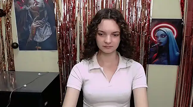  SusieSu  online show from 03/09/25, 04:44