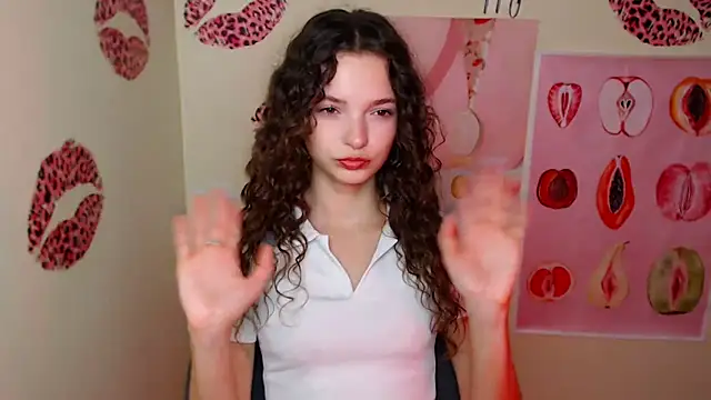  SusieSu  online show from 09/10/25, 06:24