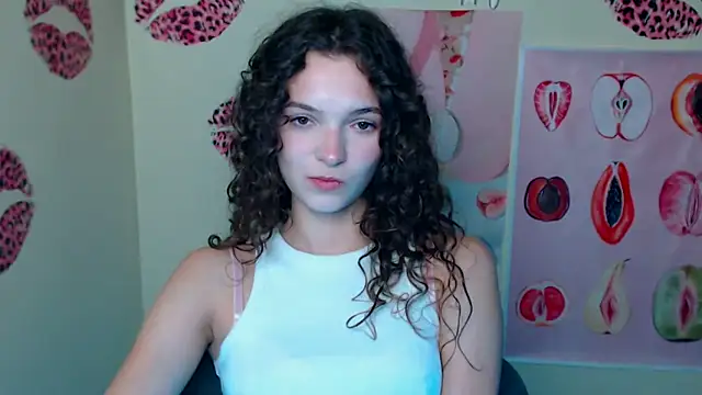  SusieSu  online show from 10/17/25, 12:30