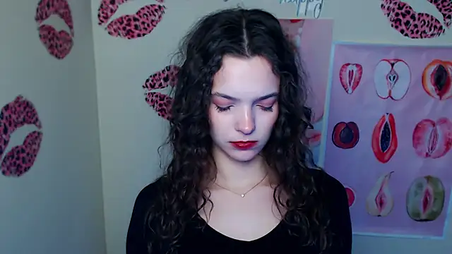  SusieSu  online show from 01/19/26, 07:34