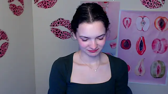  SusieSu  online show from 02/16/26, 07:15