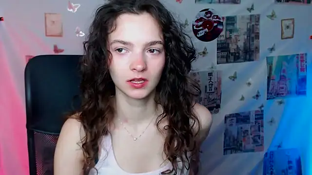  SusieSu  online show from 04/23/26, 06:36