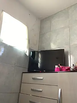 Gabrielleof online show from 01/05/26, 06:11