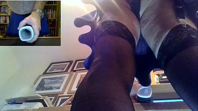 nataliecdlive online show from 12/07/24, 12:08