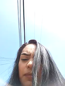 Snapshot of Sara-77 chatting on 01/14/25, 02:43 Sara-77 online show from 01/14/25, 02:43