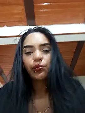 Snapshot of Sara-77 chatting on 03/18/25, 08:59 Sara-77 online show from 03/18/25, 08:59