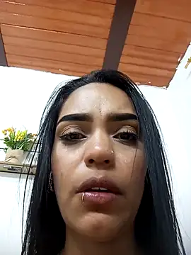 Snapshot of Sara-77 chatting on 03/22/25, 12:28 Sara-77 online show from 03/22/25, 12:28