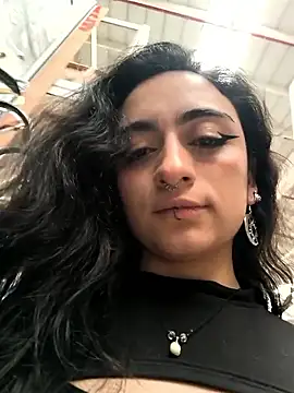 Lila Desiree online show from 04/03/26, 08:40