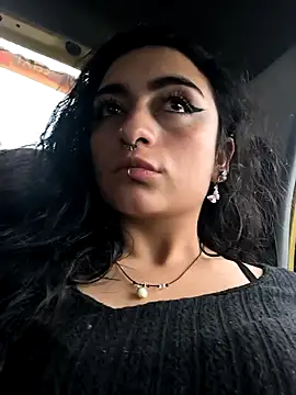 Lila Desiree online show from 04/21/26, 10:12