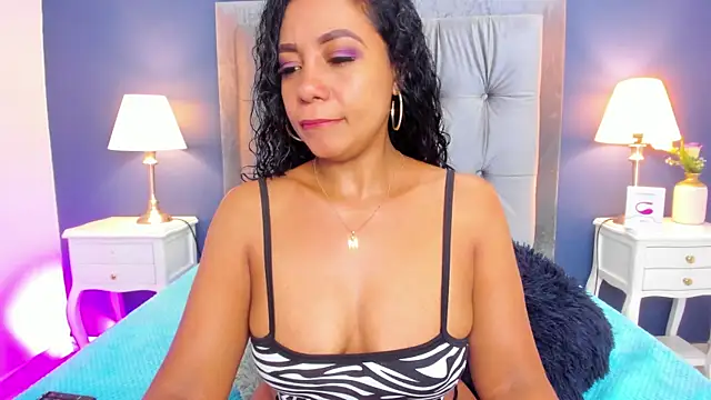 Kamila-Kane online show from 02/12/25, 07:45