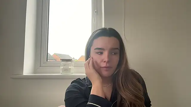 maisiesmithx online show from 01/12/26, 01:38