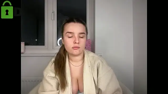 maisiesmithx online show from 02/05/26, 10:03