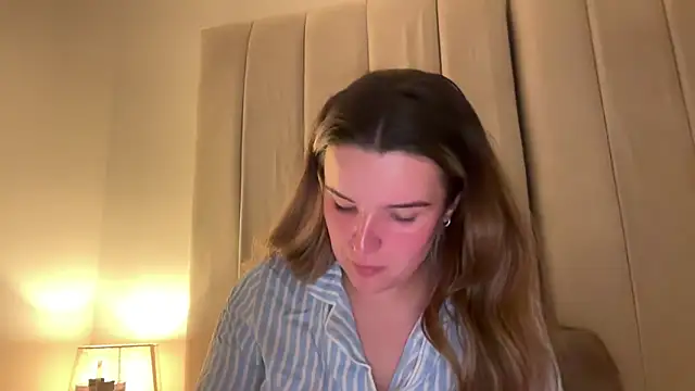 maisiesmithx online show from 04/08/26, 11:37