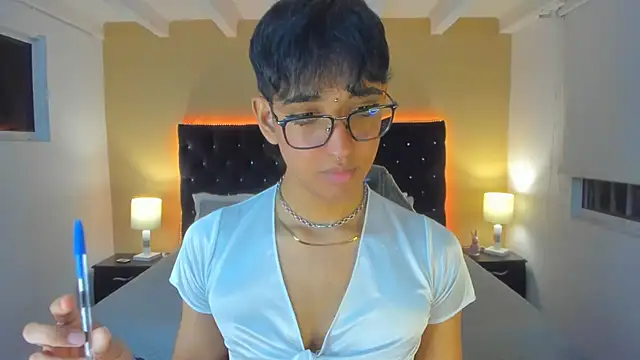 Dark hairy  online show from 01/31/25, 02:58