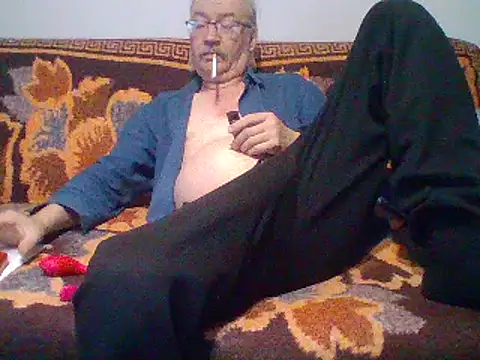 loverboyxxx69 online show from 02/12/25, 02:35