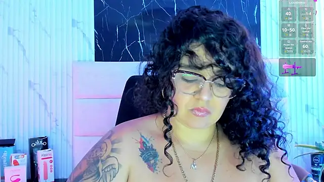 Snapshot of Reginavegaa chatting on 11/03/25, 11:44 Reginavegaa online show from 11/03/25, 11:44