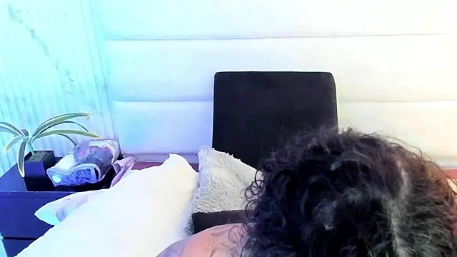 Snapshot of Reginavegaa chatting on 12/03/25, 11:41 Reginavegaa online show from 12/03/25, 11:41