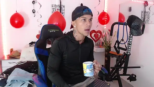 Leonard Price online show from 02/13/25, 05:26