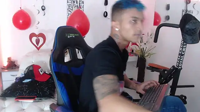 Leonard Price online show from 02/18/25, 02:27