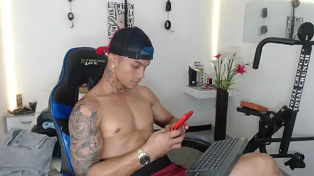 Leonard Price online show from 02/21/25, 09:00