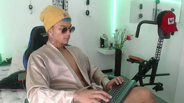 Leonard Price online show from 02/22/25, 02:06