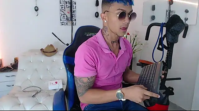 Leonard Price online show from 03/08/25, 01:57