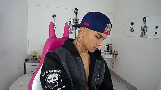 Leonard Price online show from 10/01/25, 02:28