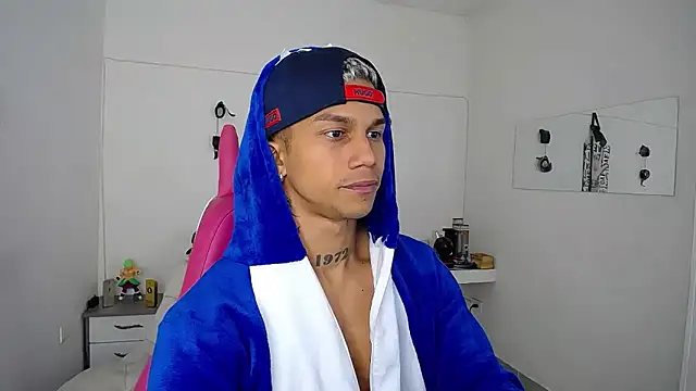 Leonard Price online show from 10/08/25, 02:25