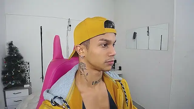 Leonard Price online show from 12/19/25, 01:40