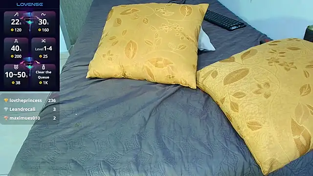 Snapshot of zhamira_21 chatting on 01/19/25, 04:36 zhamira 21 online show from 01/19/25, 04:36
