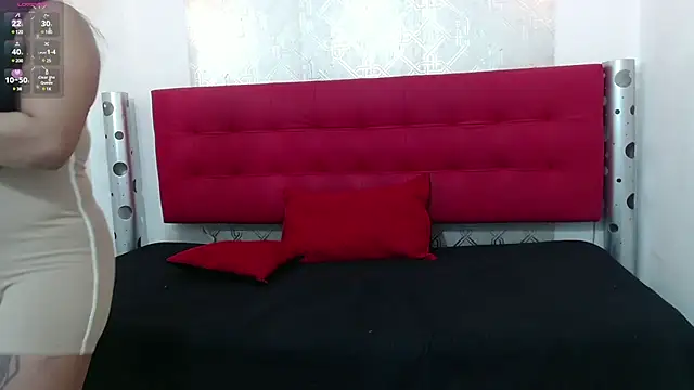 Snapshot of zhamira_21 chatting on 01/30/25, 07:59 zhamira 21 online show from 01/30/25, 07:59