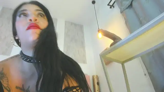 zhamira 21 online show from 12/16/25, 08:47