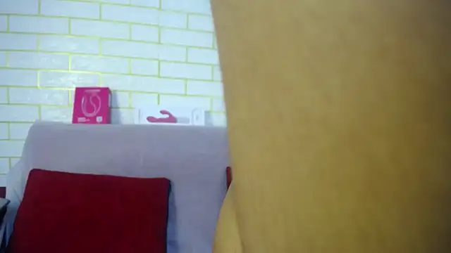 ricura mily online show from 10/28/25, 03:32