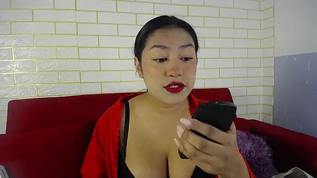 ricura mily online show from 12/01/25, 04:39