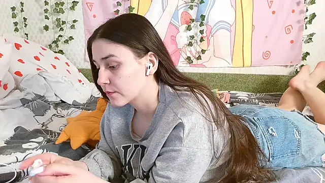 Mila starx online show from 03/12/25, 07:57