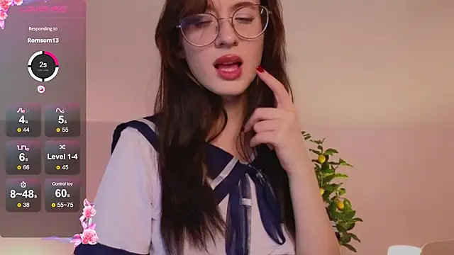 Snapshot of Dark_Lola_ chatting on 02/12/25, 05:15 Dark Lola online show from 02/12/25, 05:15
