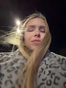 mur girl online show from 12/11/24, 04:09