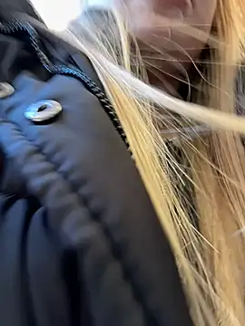 mur girl online show from 02/07/25, 01:01