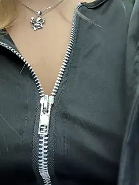 mur girl online show from 03/01/25, 03:38