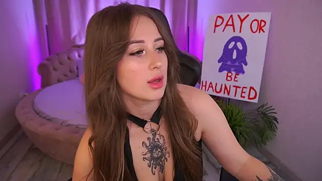 GentleAdellee online show from 10/30/25, 01:56