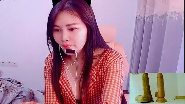 Little-sweet online show from 12/16/25, 04:06