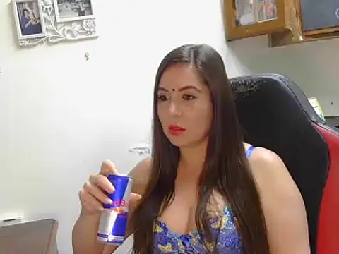 Snapshot of Kiara_zoya chatting on 02/01/25, 11:16 Kiara zoya online show from 02/01/25, 11:16